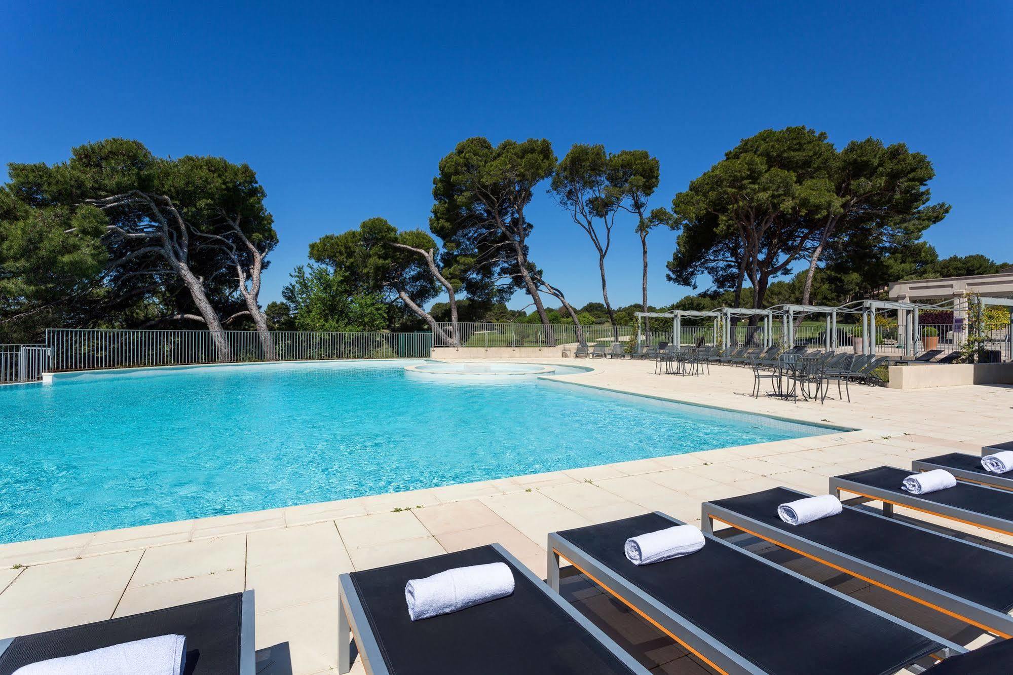 Madame Vacances Résidence Provence Country Club Saumane-de-Vaucluse Esterno foto